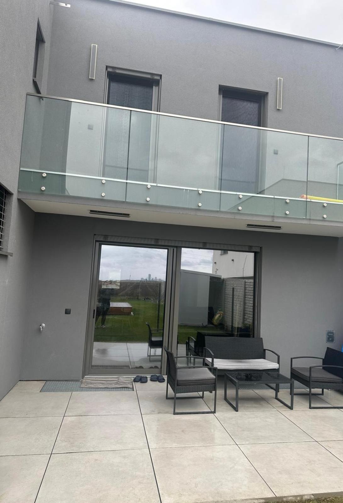 Skyline-View Villa Gerasdorf bei Wien Exteriör bild